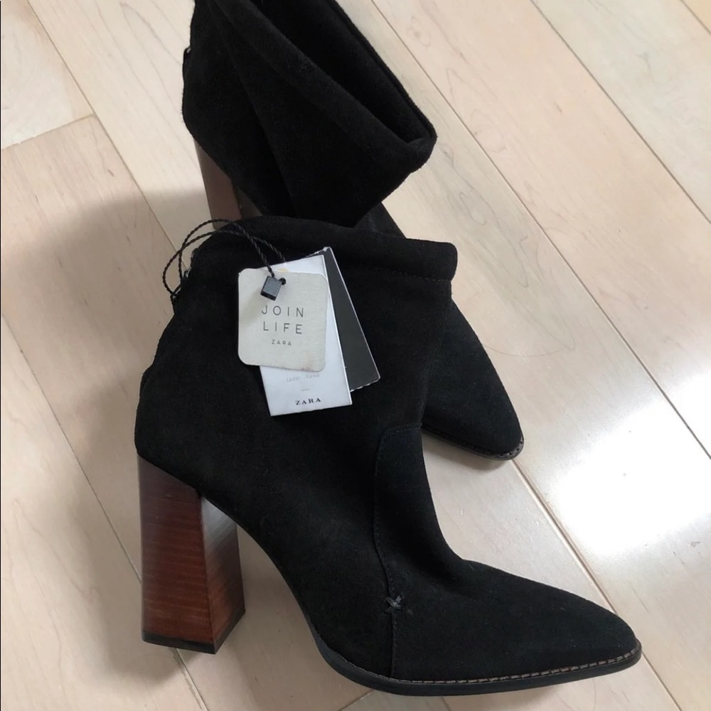 ZARA black leather booties 38
